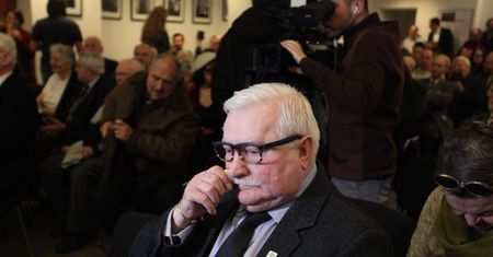 Chciał rady od Wałęsy. Kontrowersyjna wizyta