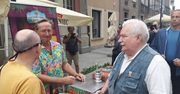 "Był u mnie na stoisku Lech Wałęsa (TW Bolek)". Cejrowski skomentował zdjęcie z byłym prezydentem