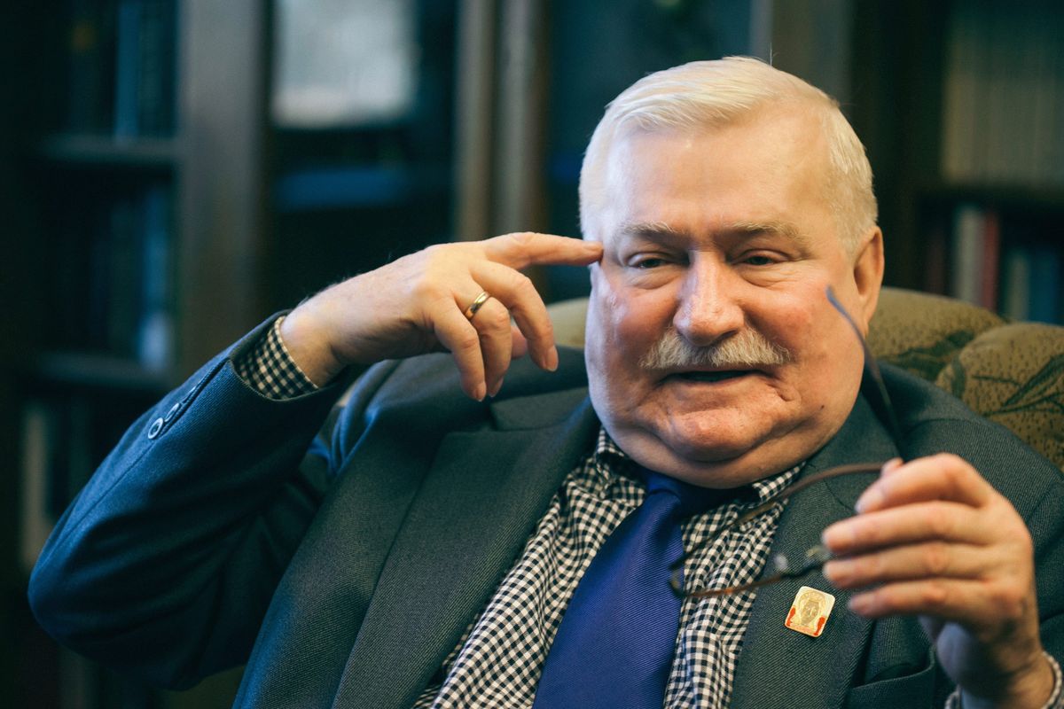 "Urojenia, fałsz, pełna anarchia". Lech Wałęsa ostro o filmie "Nocna zmiana" Jacka Kurskiego.