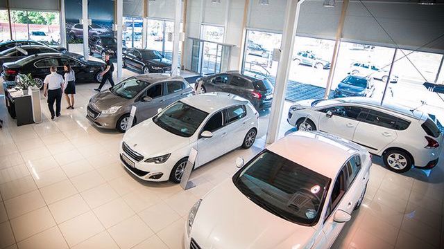 Samochody mają być bardziej przyjazne dla środowiska. To jednak kosztuje