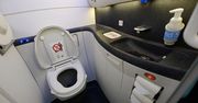 Skandal w samolocie United Airlines. Ukryta kamera w toalecie