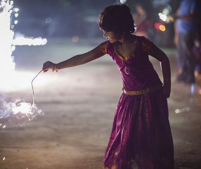 Indie. Diwali. Symbol zwycięstwa światła nad ciemnością