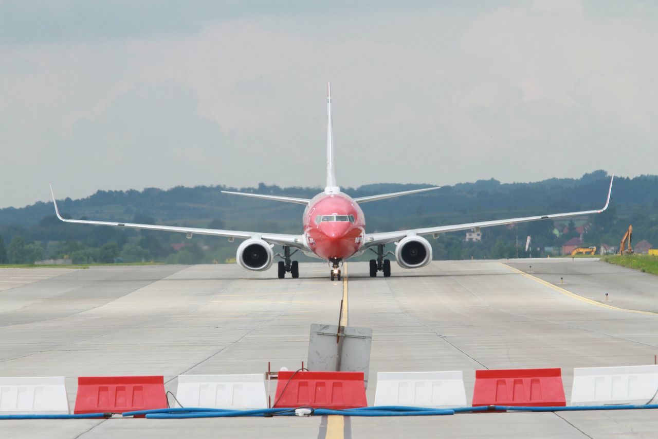 Pilot oślepiony wiązką lasera. Startował samolotem z Balic