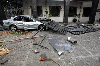Islamiści przyznają się do zamachu w Dżakarcie