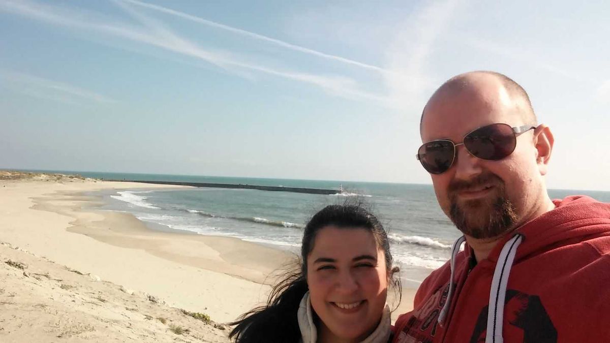 Michał Matuszewski, na zdjęciu z żoną, mieszka w Portugalii od 9 lat.