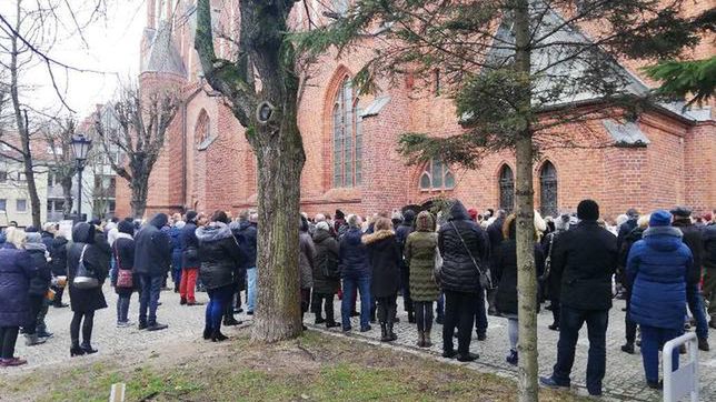 Odbyła się msza w intencji ofiar pożaru w Koszalinie