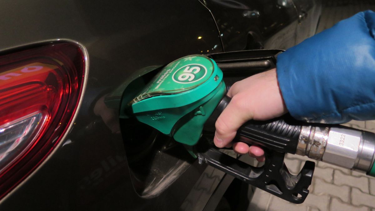 Od 9 marca ceny paliw systematycznie spadają