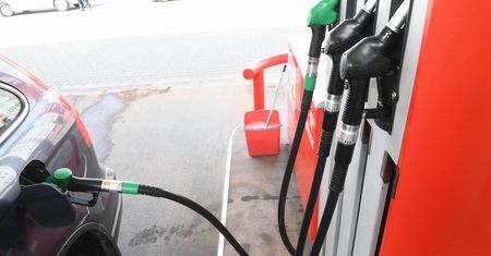Atak USA na Iran. Ceny paliw mogą skoczyć o co najmniej kilka groszy