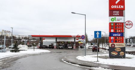 "Money. To się liczy". Orlen zapowiada dalsze obniżki cen paliwa
