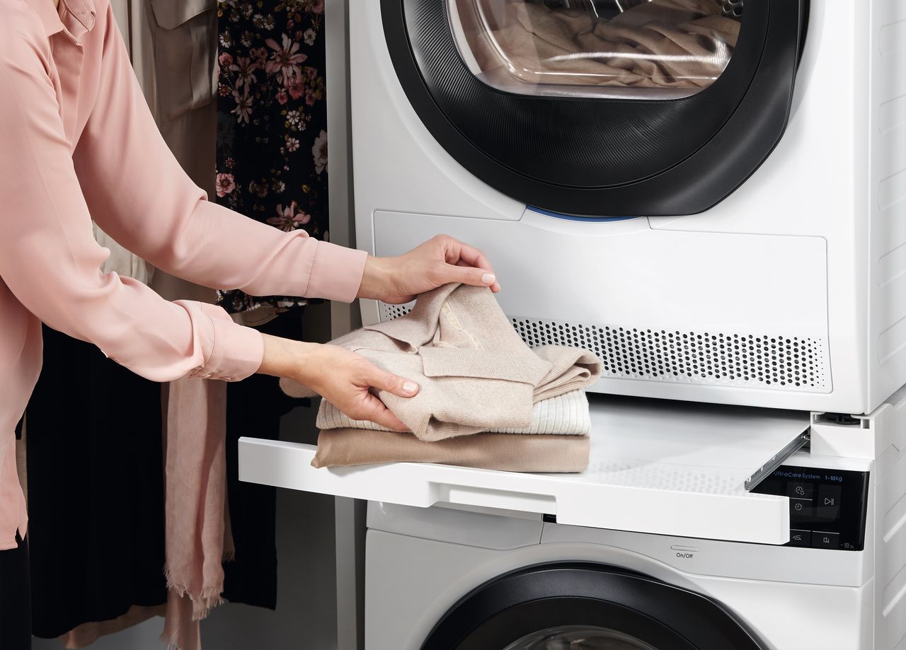 Sekrety udanego prania. Jak dbać o ubrania, żeby dłużej nam służyły?