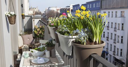 Jak urządzić mały balkon