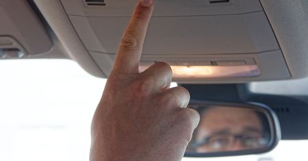 System eCall stał się obowiązkiem. Podniesie bezpieczeństwo i ceny aut