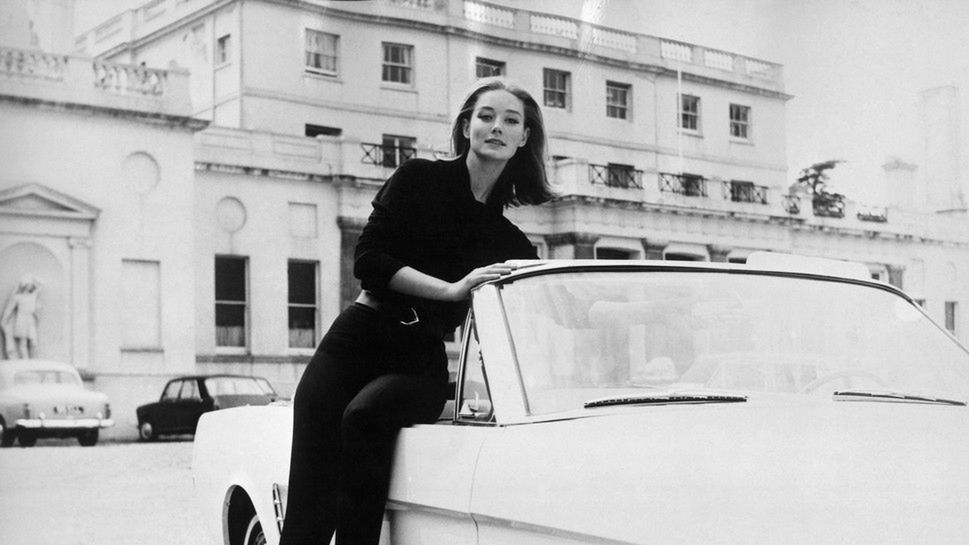 Tania Mallet