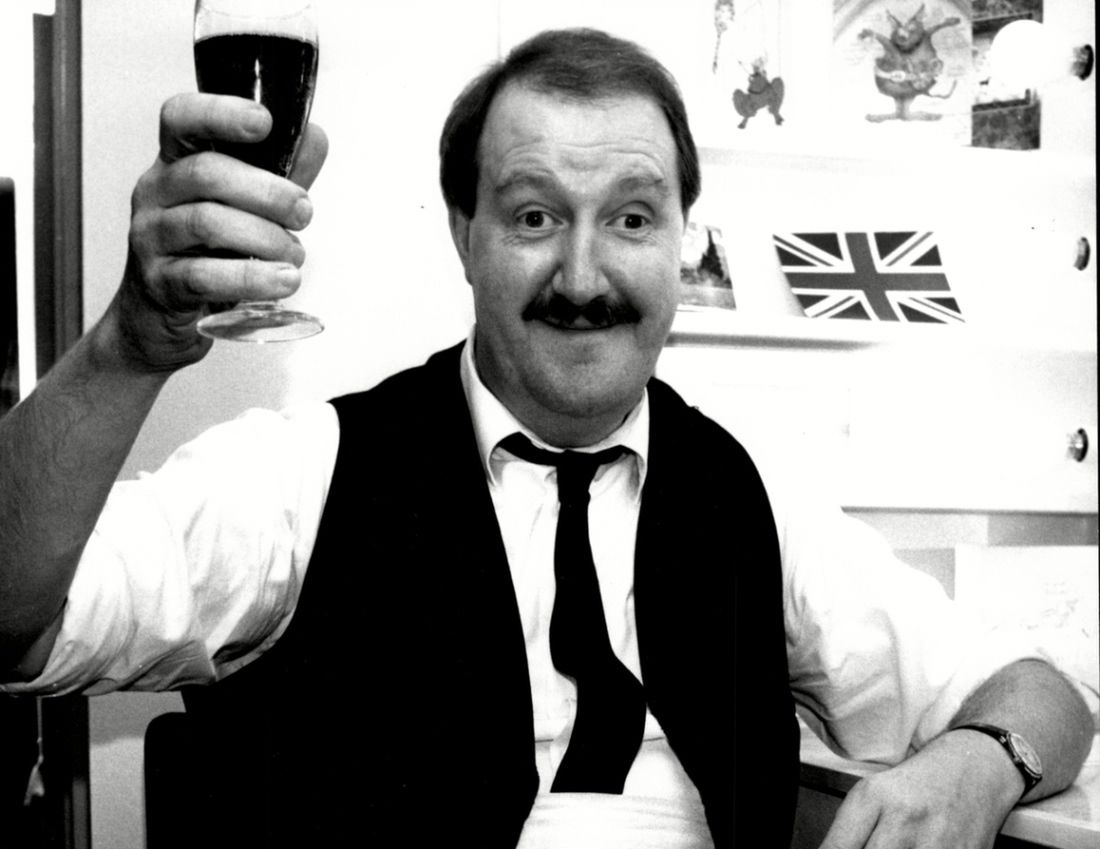 Nie żyje Gorden Kaye, znany jako Rene z "Allo Allo!"