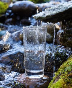 Woda termalna – dar natury dla wrażliwej cery