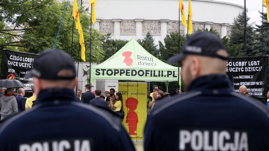 Projekt inicjatywy "Stop Pedofilii" przewiduje kary więzienia za edukację seksualną