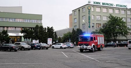 Katowice: wstrząs w kopalni Staszic. Trzech górników nie żyje