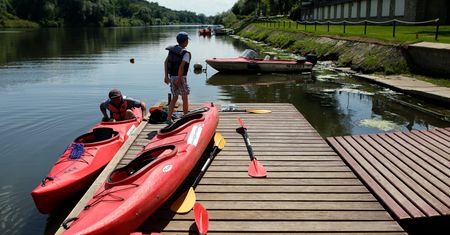 Przy wypożyczaniu kajaków wciąż potrzebny dowód. Oszuści mogą wziąć na niego kredyt