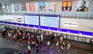 Woda na Dworcu Centralnym. Awaria w Śródmieściu Warszawy