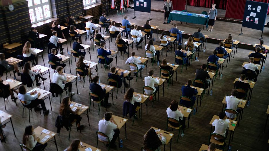 CKE przyznało, że pomyłka związana z błędnymi wynikami egzaminu gimnazjalnego z matematyki jest weryfikowana