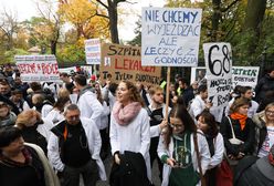 Marcin Makowski: Kanapki z kawiorem, czyli jak nie mówić o służbie zdrowia