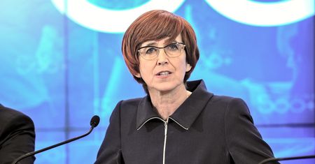 Płaca minimalna 2018. Rafalska mówi o podwyżkach