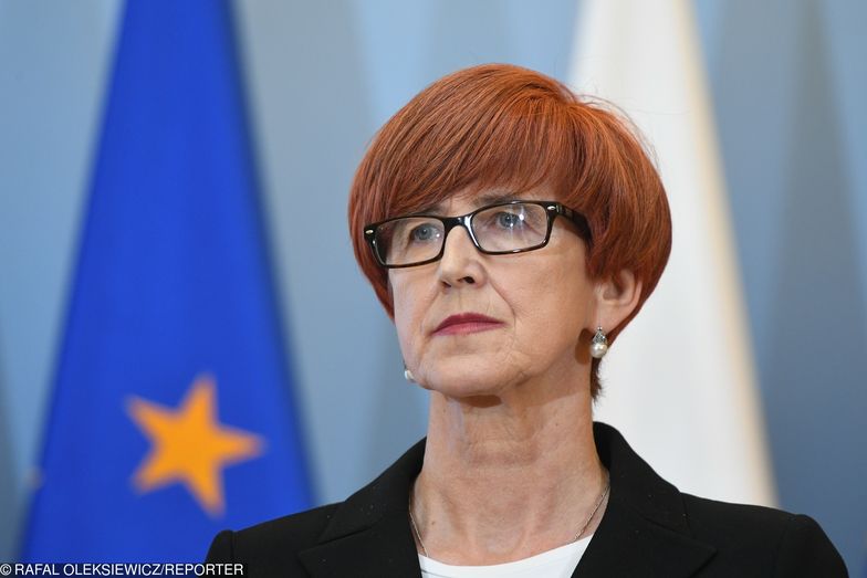 Minister Elżbieta Rafalska ostrzega, by nie przechodzić na emeryturę w czerwcu