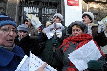 Demonstracje w związku z procesem Nieznalskiej