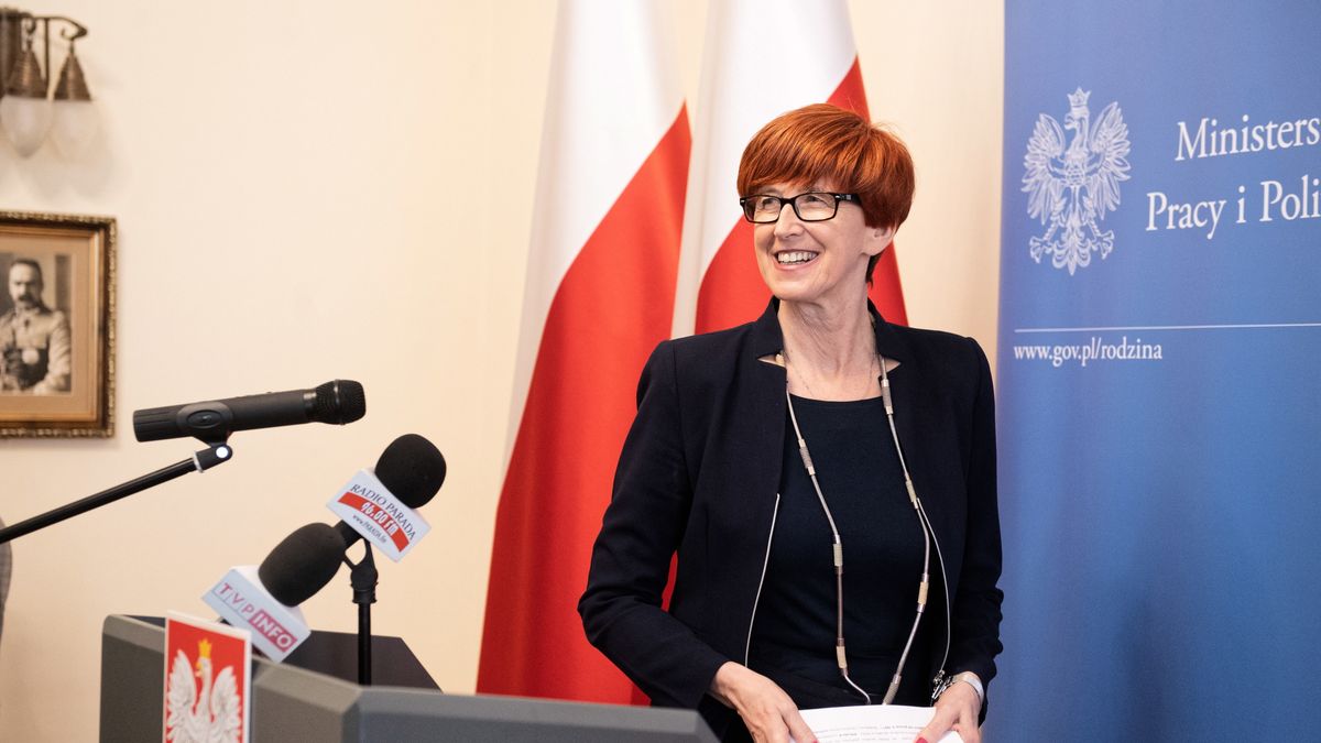 Minister rodziny, pracy i polityki społecznej Elżbieta Rafalska