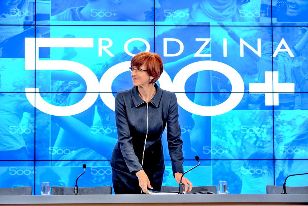 Elżbieta Rafalska twarzą największego sukcesu rządu?