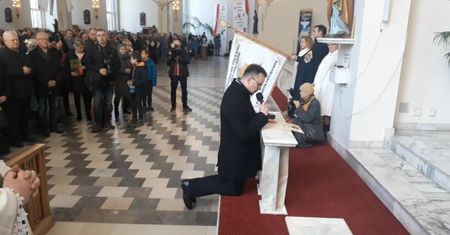 Piotrków Trybunalski został zawierzony Maryi Królowej Polski. Prezydent odczytał akt