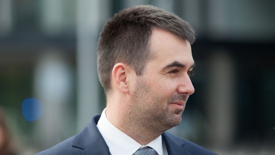 Błażej Spychalski tłumaczy nieobecność Andrzeja Dudy na Marszu Niepodegłości