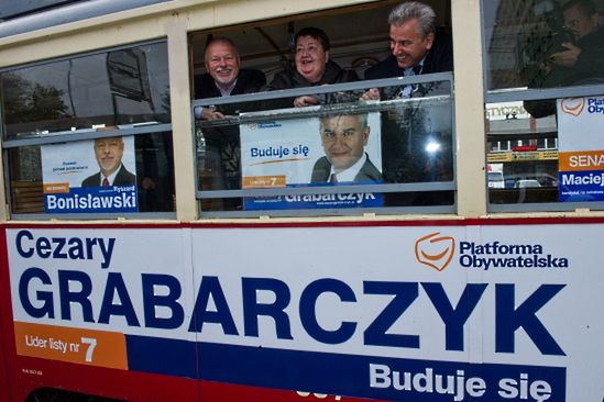 Zakazać "Plebanii" na czas wyborów? "Wyborowej też..."