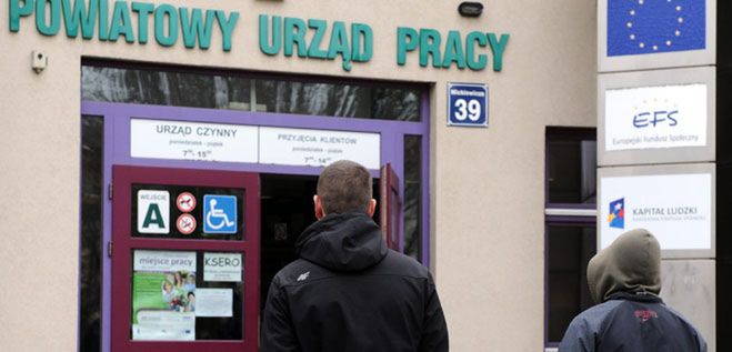 Co z zasiłkami i ubezpieczeniem? Bezrobotni bywają niedoinformowani