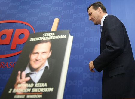 Sikorski o kulisach odejścia z MON