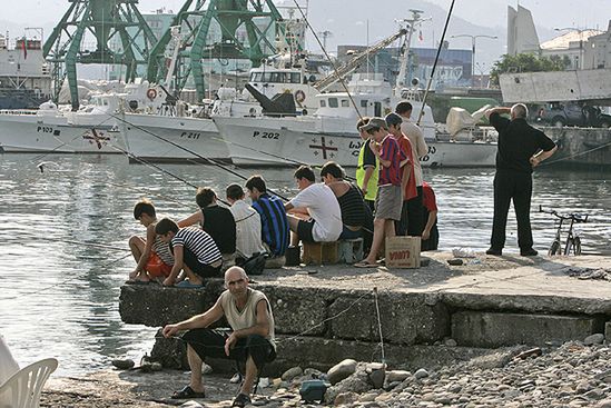 Rosjanie wycofują się z okolic gruzińskiego portu Poti