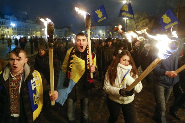 Ustawy wymierzone w ukraińską opozycję wejdą w życie w środę