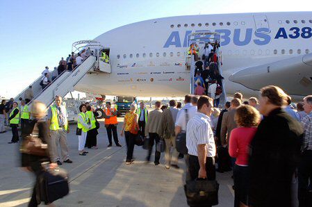 Próbne loty Airbusa A380 z pasażerami