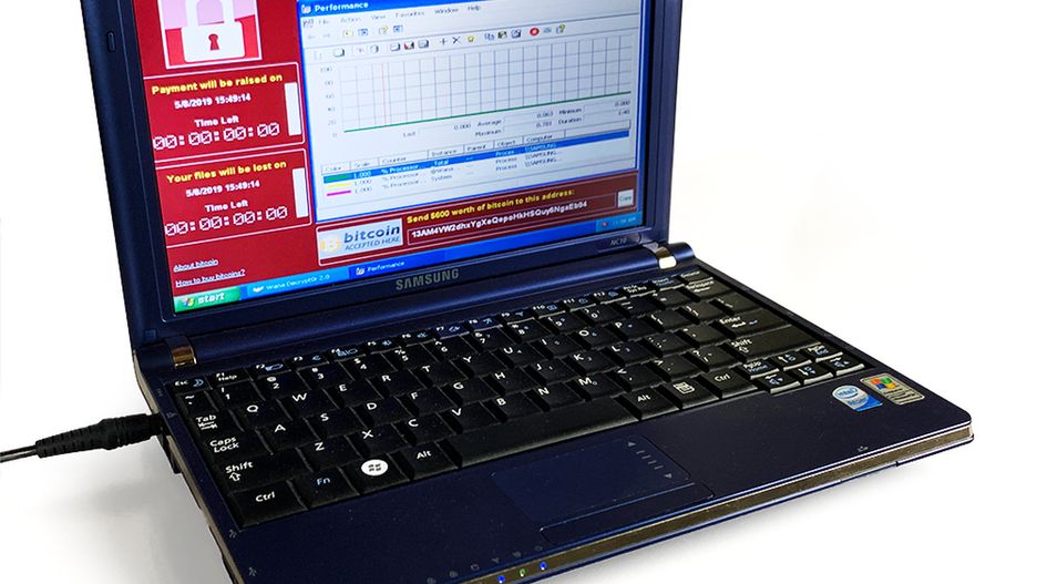 Laptop z wirusami za ponad milion dolarów.