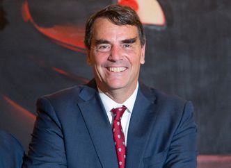 Koronawirus a światowa gospodarka. Miliarder komentuje: nie twórzmy prawdziwego kryzysu