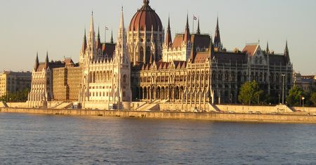 Czy rozpoznasz stolice europejskie po symbolach?