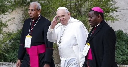 Papież Franciszek przedstawił zasady walki z pedofilią. Księża mają być ścigani
