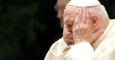 Papież przeznaczył 100 tys. dolarów na pomoc chorym na AIDS