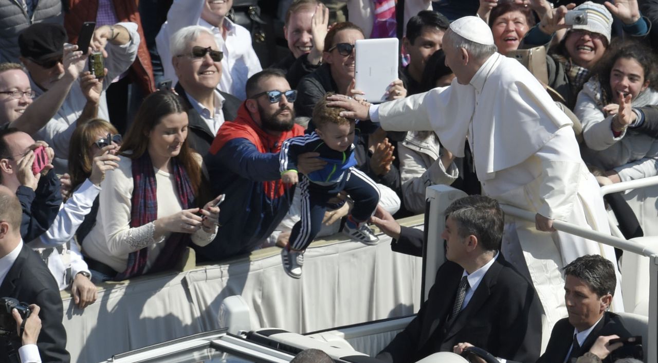 Papież Franciszek nie dał się zastraszyć. Odprawił mszę