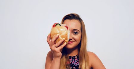Kanapki na dworcach bez etykiety ze składem. Nie miał jej żaden sprzedawca