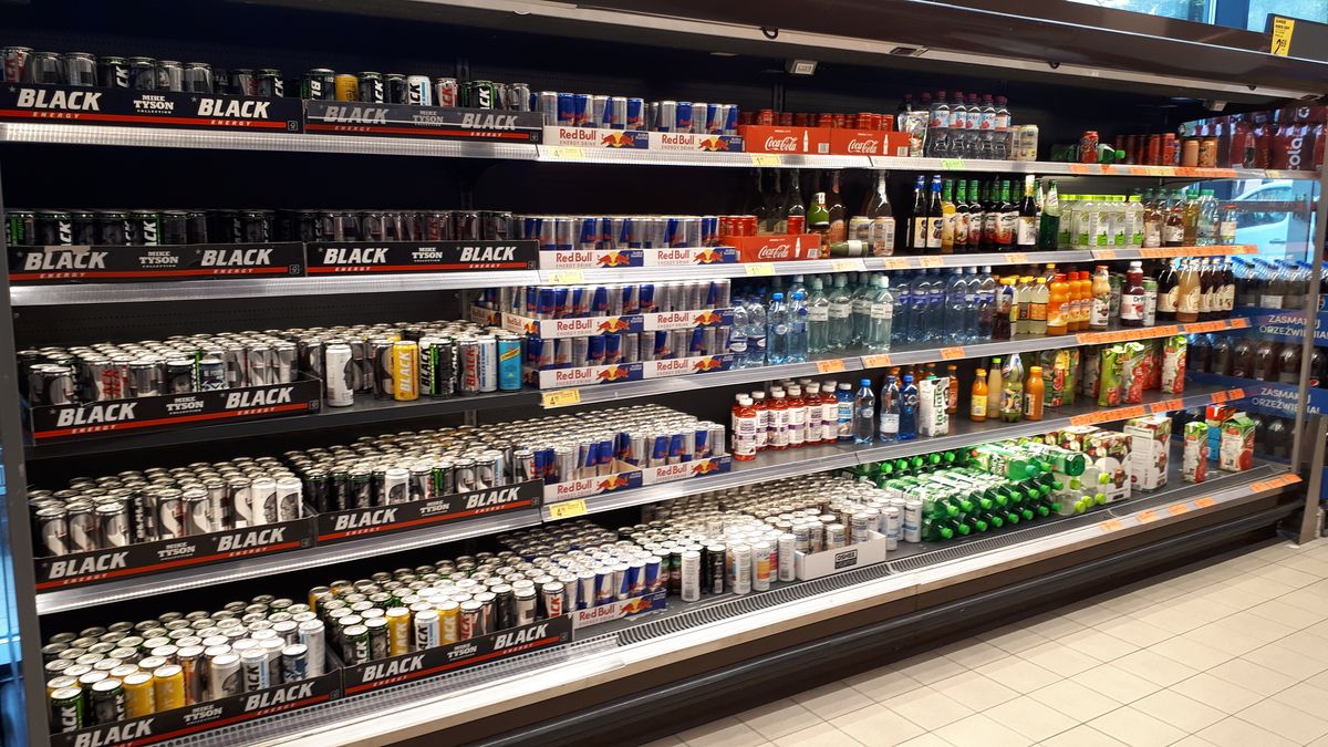 Lekarze chcą opodatkowania cukru, którego bardzo dużo jest m.in. w napojach gazwanych.