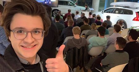 Byłem na polskim "święcie Apple". Stereotypy mają się nijak do rzeczywistości