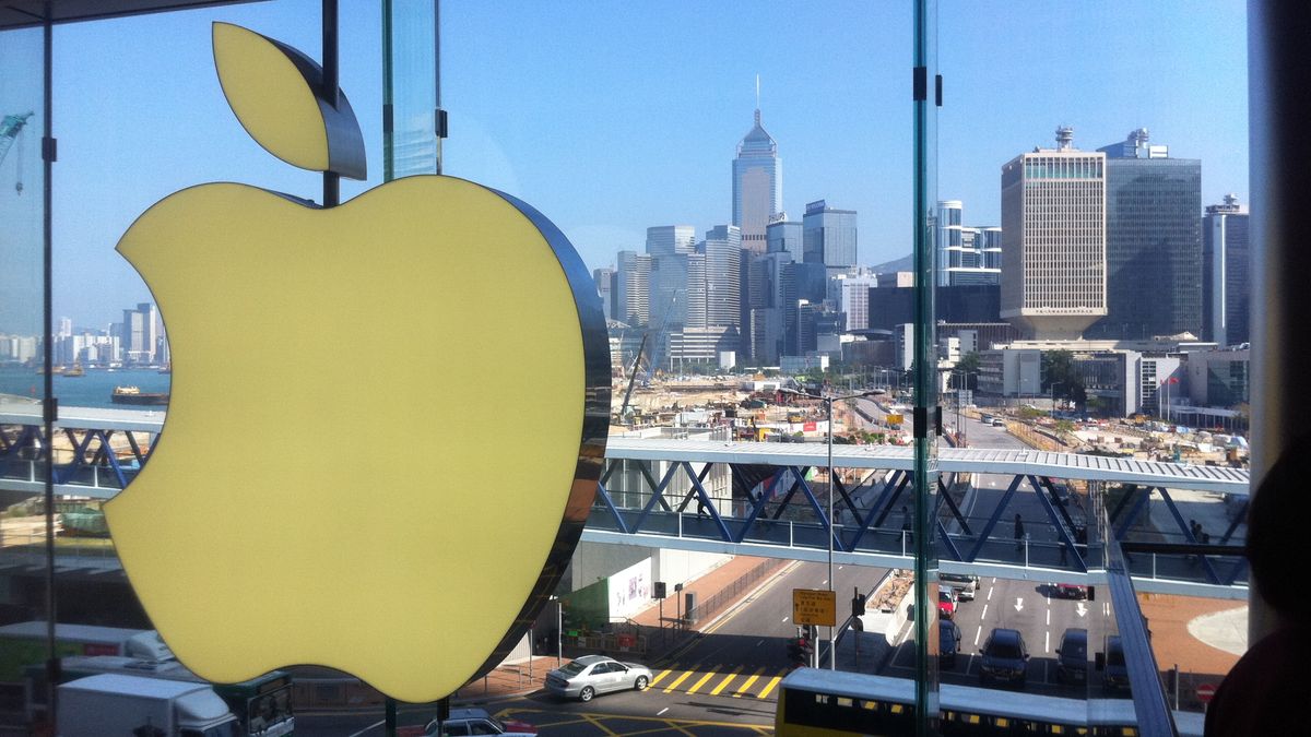 Nie takiego początku roku spodziewali się udziałowcy Apple