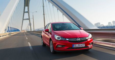 Opel Astra najpopularniejszym autem wśród klientów indywidualnych