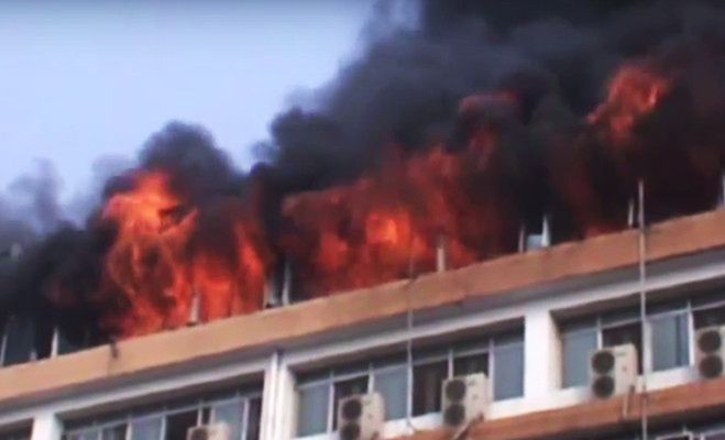 Fabryka w Bangladeszu znów płonie